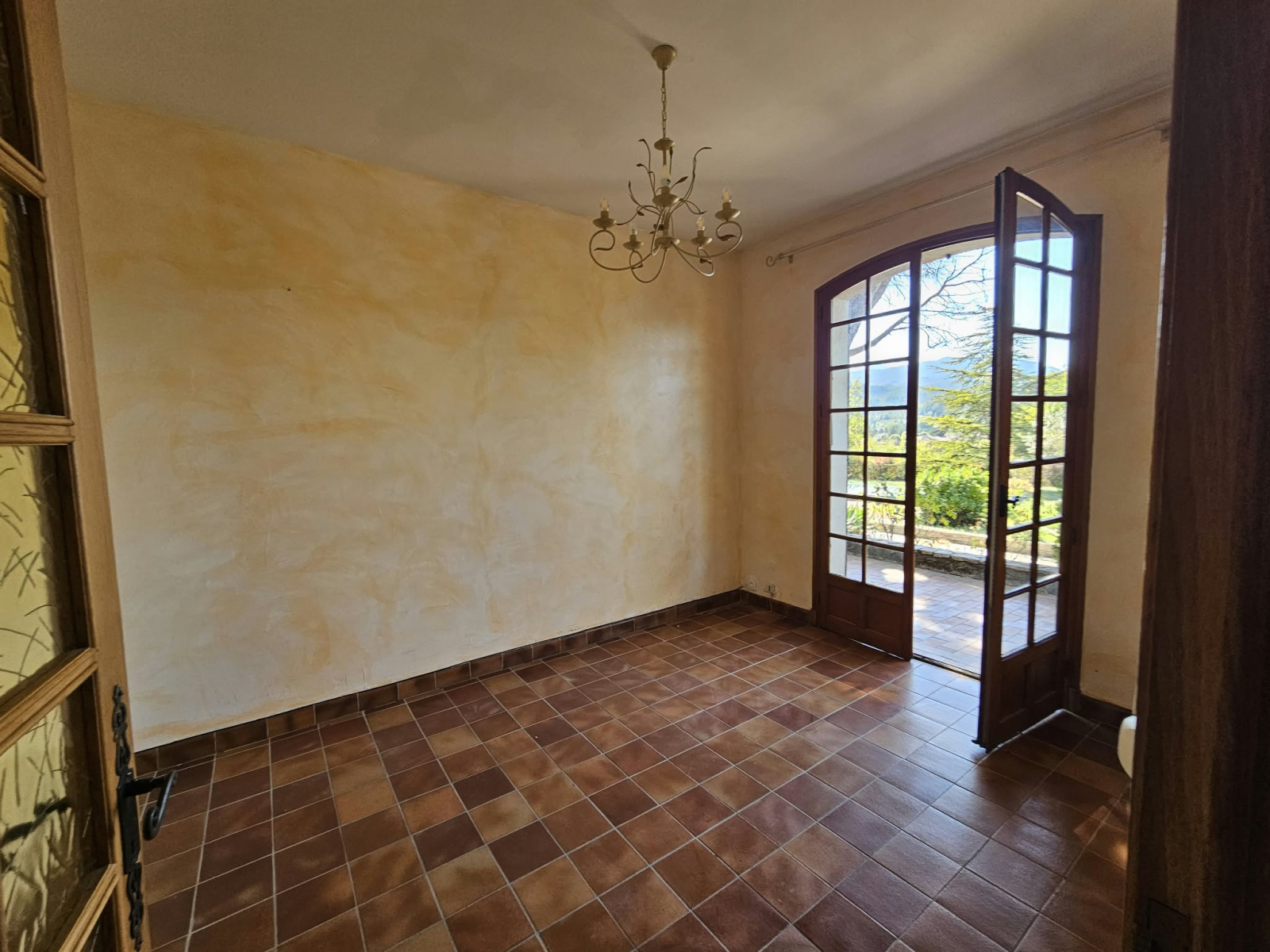 Maison 7 pièces 166 m² · à Aouste-sur-Sye · 166 m² · 550 000 €